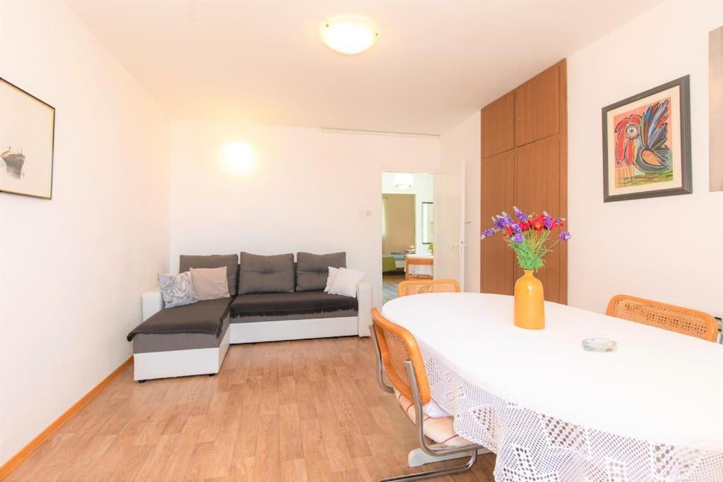 Buena Vista Malinska #1 Apartment Екстериор снимка