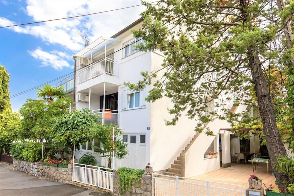 Buena Vista Malinska #1 Apartment Екстериор снимка